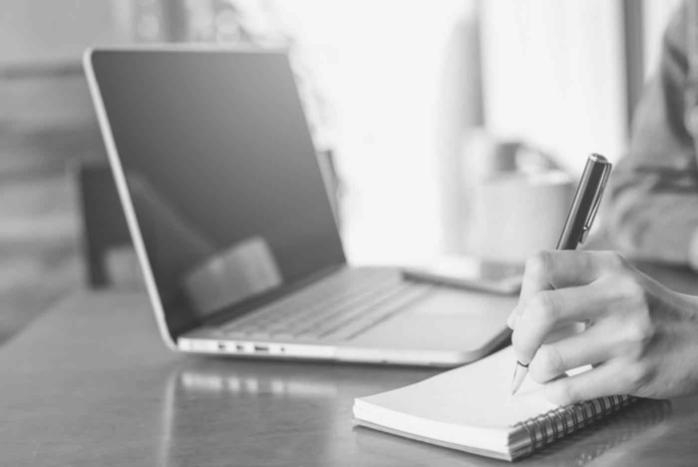 Uczestnicy webinaru kasufiu podczas dyskusji na żywo